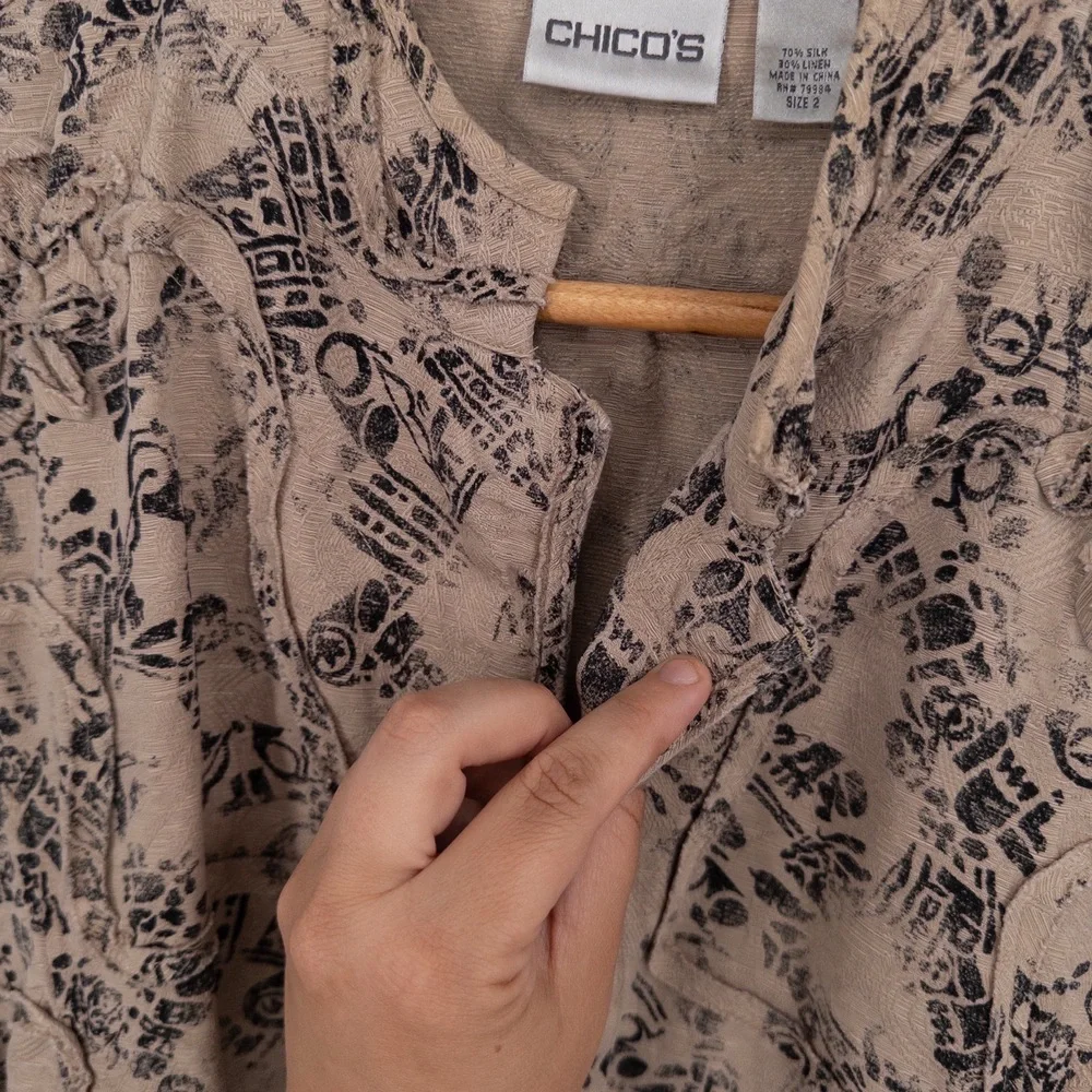 Chico's Silk Linen Textured Jacket L Sz‎ 2 Abstract Boho Artsy Floral Appliqué